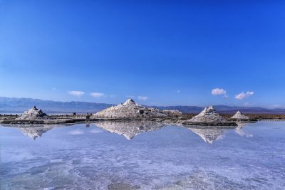 Chaka Salt Lake in Haixi, Qinghai